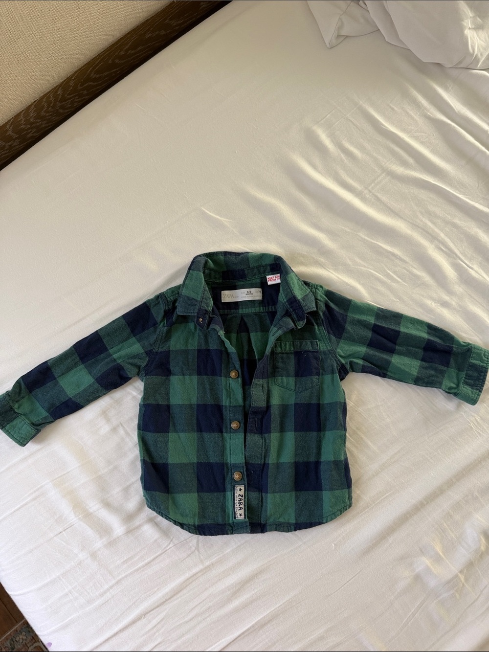 Zara Boys Green & Navy Plaid Button-Down Shirt